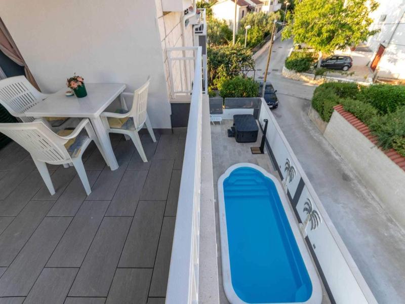 Villa Supetar Garden - Standard Two Bedroom Apartment with Terrace - image 15