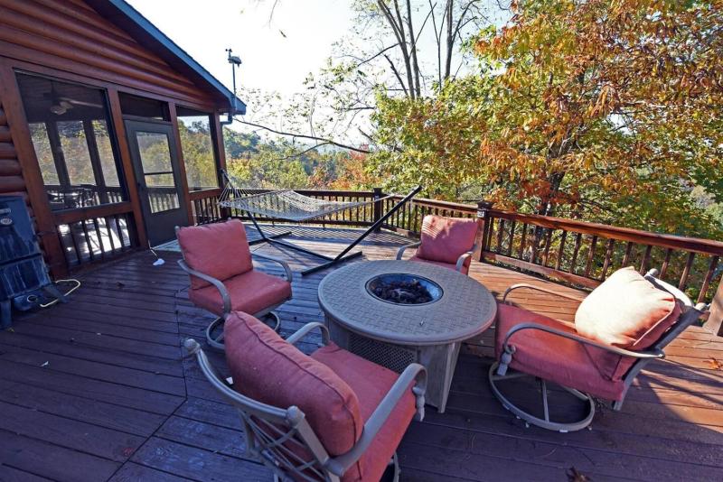 4BR/3BA | Hot Tub | Pool Table | Views | Pets ok - image 21