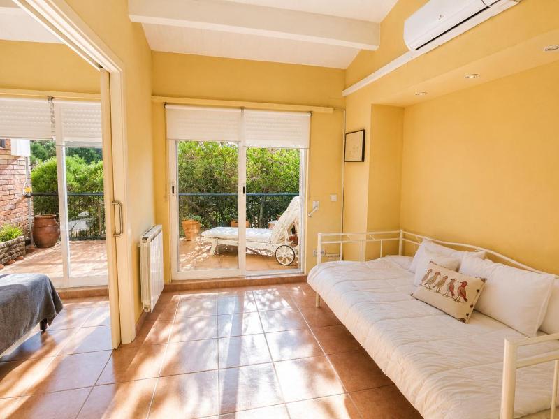 Villa élégante à Platja d'Aro près de la plage climatisée avec terrasse et proche des boutiques et restaurants - ES-209-35 - image 5