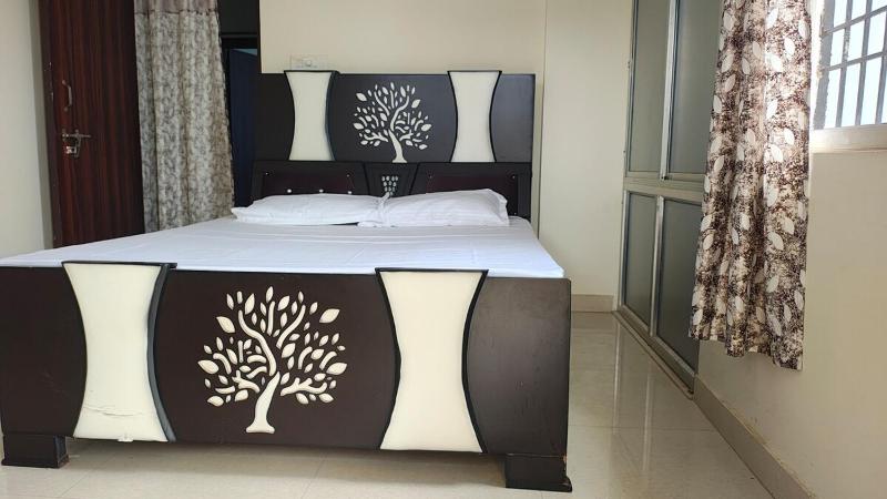 Maruti Premium Homestay - image 27