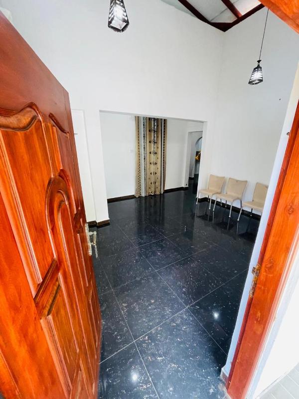 Nadun Home - image 8