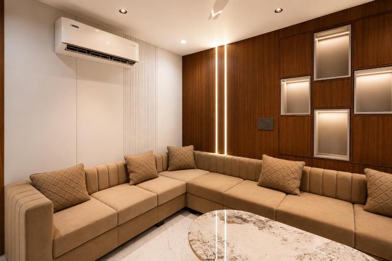 Woodlands Apartment 501-Fully Furnished Luxury Apt - image 16