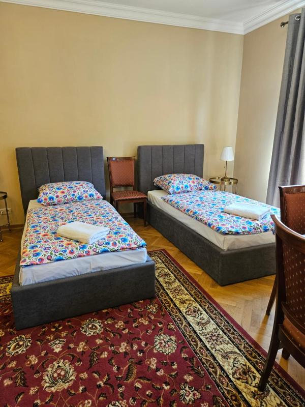 Historic Aparthotel Ah To Tu! - image 2