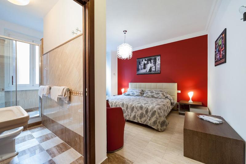 Double or Twin Room image 2