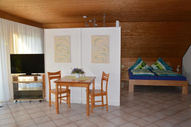 Apartment with 3 Bedrooms and Balcony image 3