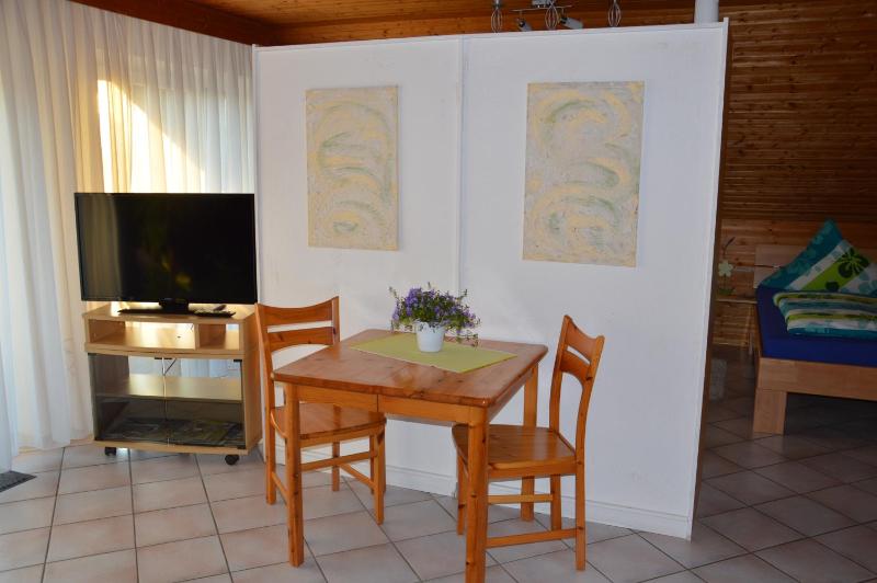 Apartment with 3 Bedrooms and Balcony image 2