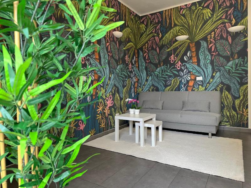 Villa Laura Apartments - image 8