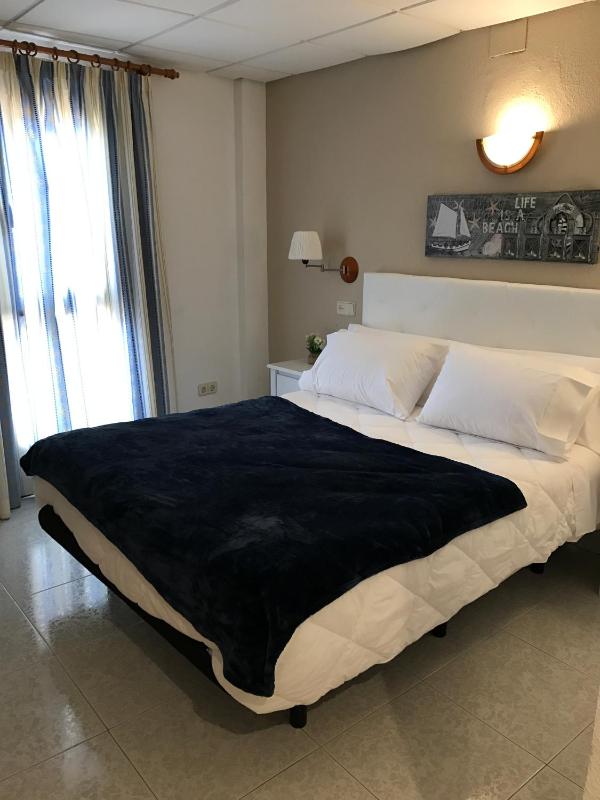 Superior Double Room image 3