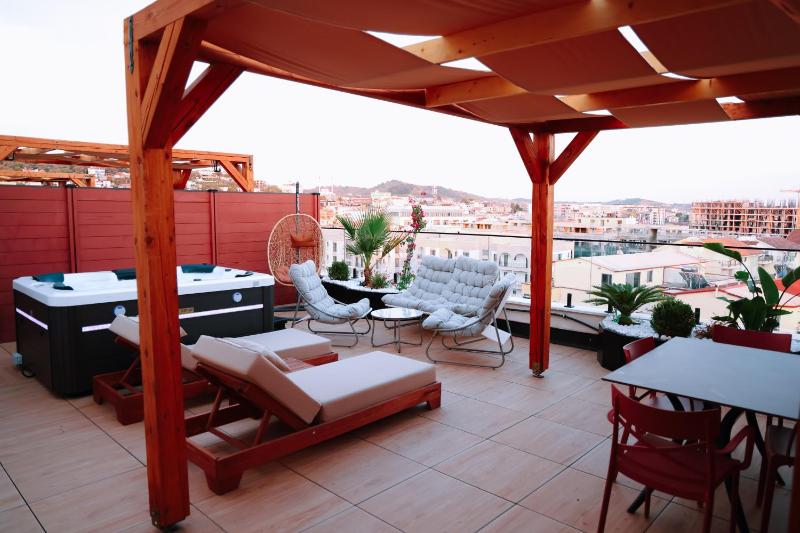 Altamar Luxury Suites Entire Property - image 3