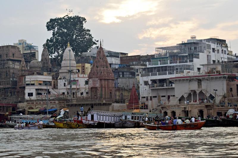 Sandhya Guest House Varanasi Near Ganga River - image 16