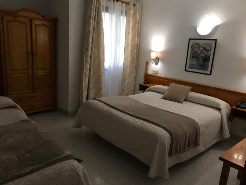 Hostal Alcázar - image 11
