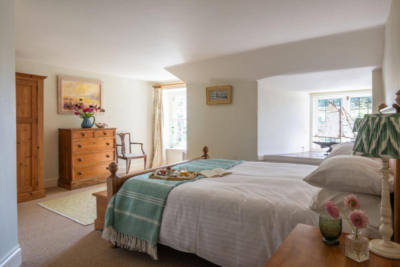 Thatchways - image 19
