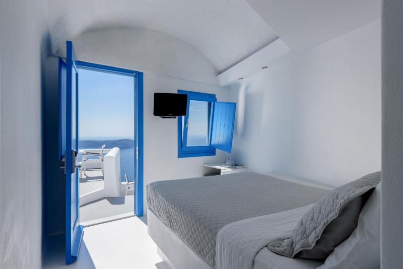 Junior Suite (Caldera Sea & Sunset View) image 1