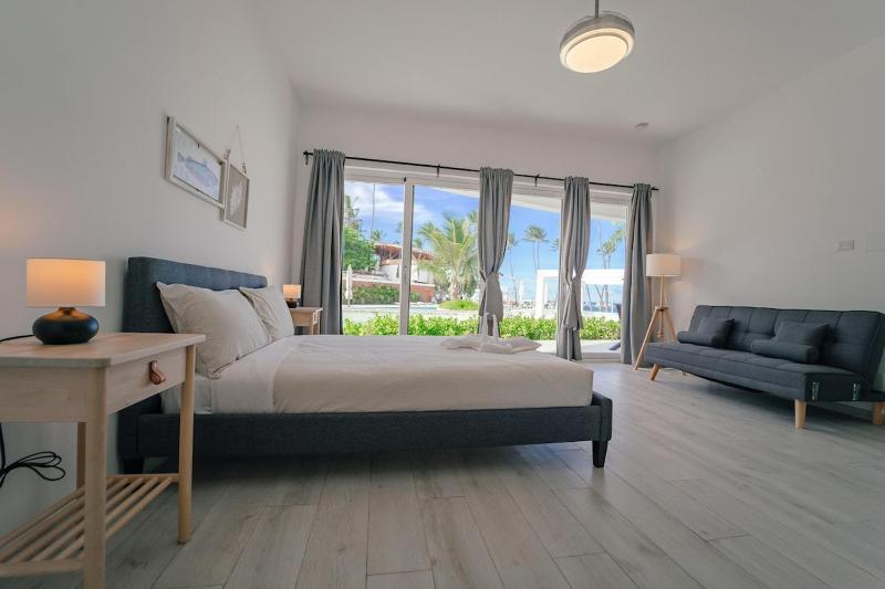Front Beach apt. Playa Coral A12 - image 7