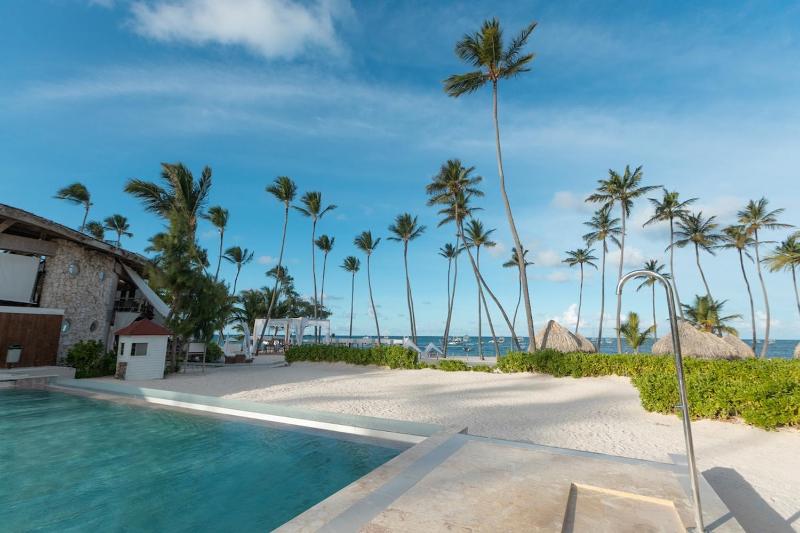 New 1BR - Beach front condo Playa Coral G41 - image 26
