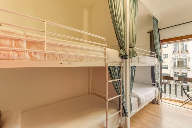 Avenue View Rooms - image 41