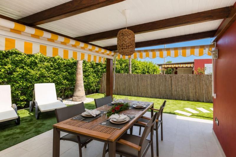 GuestReady - Los Tunos BBQ Garden - image 33