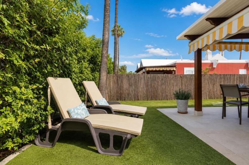 GuestReady - Los Tunos BBQ Garden - image 36