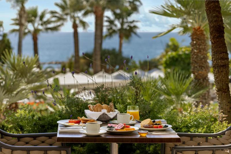 Mediterranean Beach Hotel - image 8