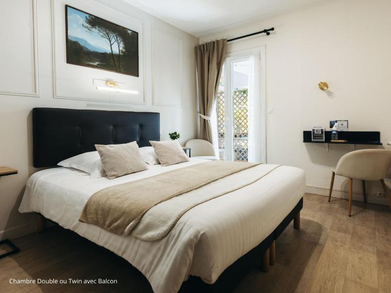 Hotel de Paris - image 30