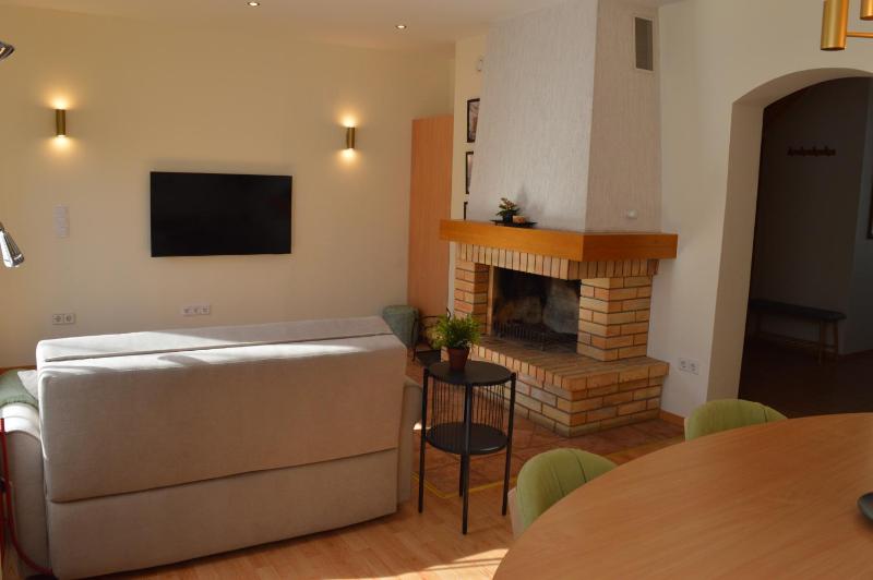 HMTL Apartments - Duplex Open Concept With Garden - image 19