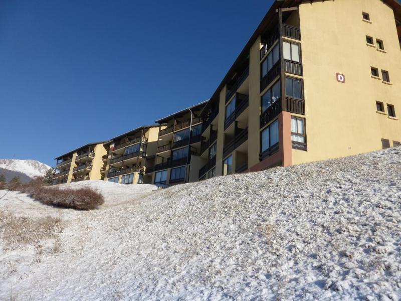 Apartment with Mountain View image 2