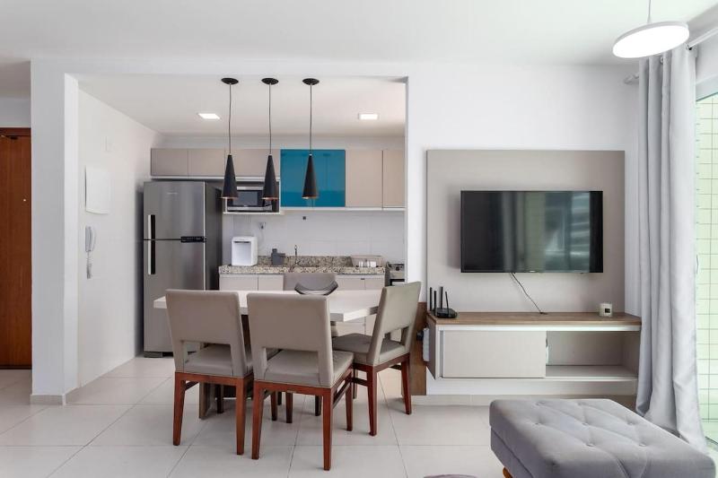 Apartamento Moderno com Ar Condicionado e Wi Fi Rapido a 500m da Praia do Forte - image 15