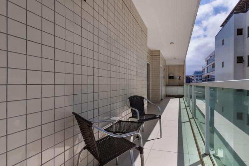 Apartamento Moderno com Ar Condicionado e Wi Fi Rapido a 500m da Praia do Forte - image 6