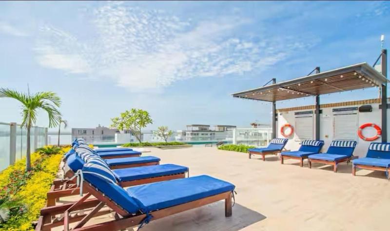 1 Bedroom by the sea. Private Jacuzzi - image 15