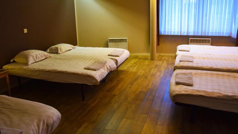 Family Apartment (6 Adults) image 3