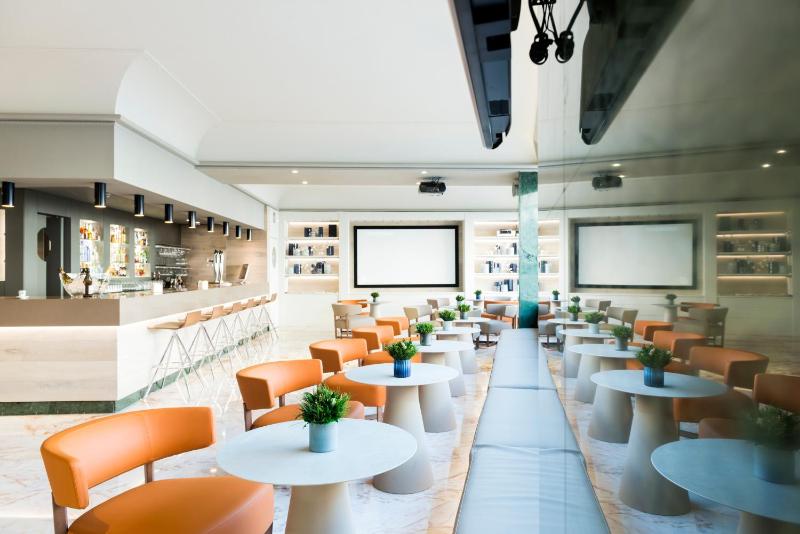 Salles Hotel Pere Iv - image 12