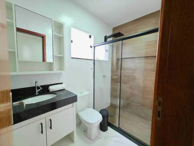 Casa Moderna no Pero com Churrasqueira e Todo Conforto - image 6