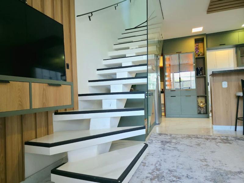 Casa Moderna no Pero com Churrasqueira e Todo Conforto - image 20