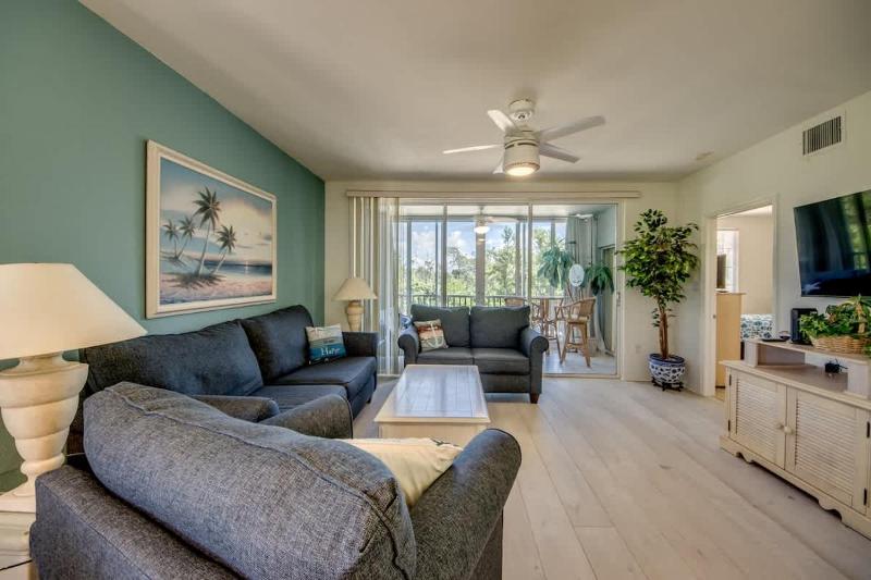 South end 2BR 2BA Across Street from Beach - image 26