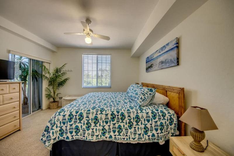 South end 2BR 2BA Across Street from Beach - image 2