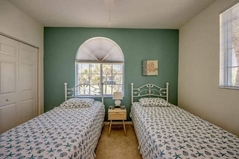 South end 2BR 2BA Across Street from Beach - image 9