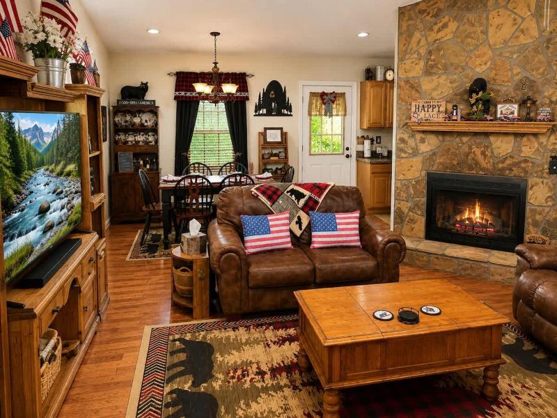 A Buttercup Bear Family Cabin Hot Tub & Firepit - image 12