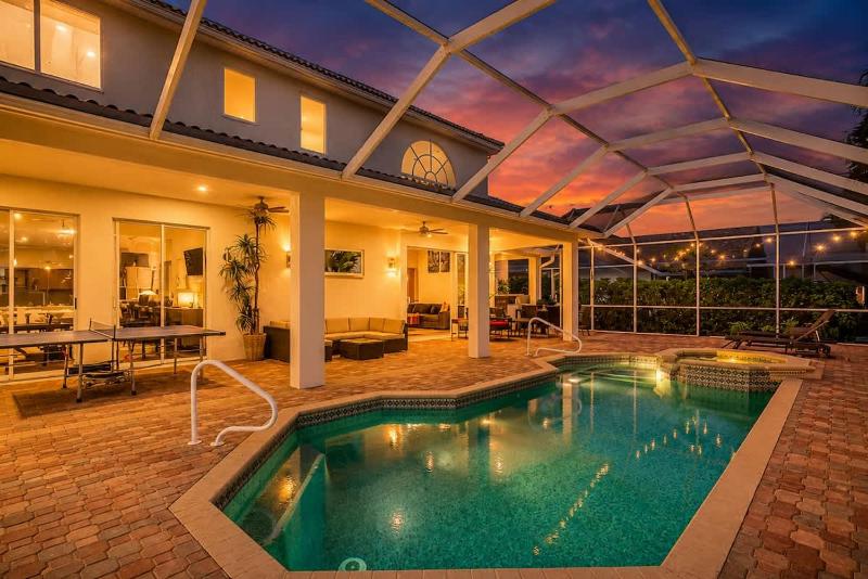 Luxe Waterfront Cape Coral Villa Pool Dock 4BR - image 36