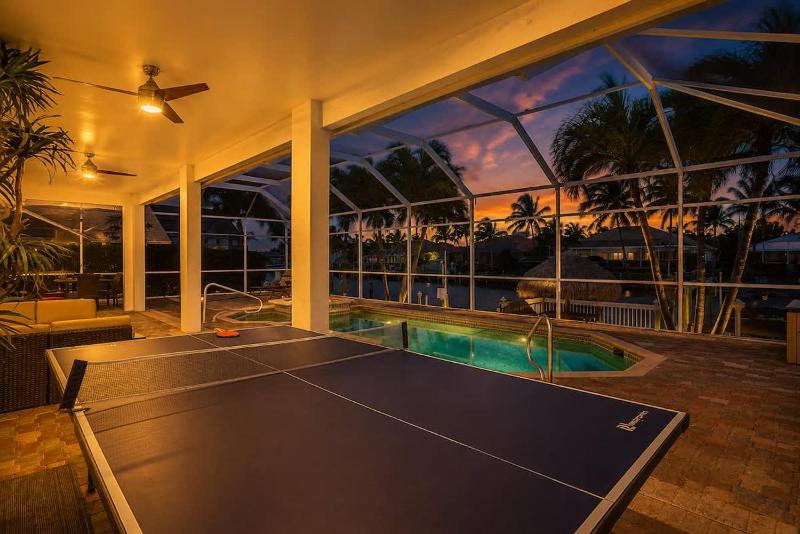 Luxe Waterfront Cape Coral Villa Pool Dock 4BR - image 30
