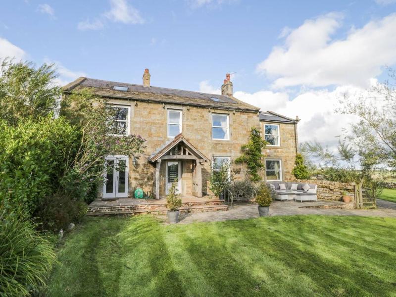 Meagill farmhouse a country retreat - image 31