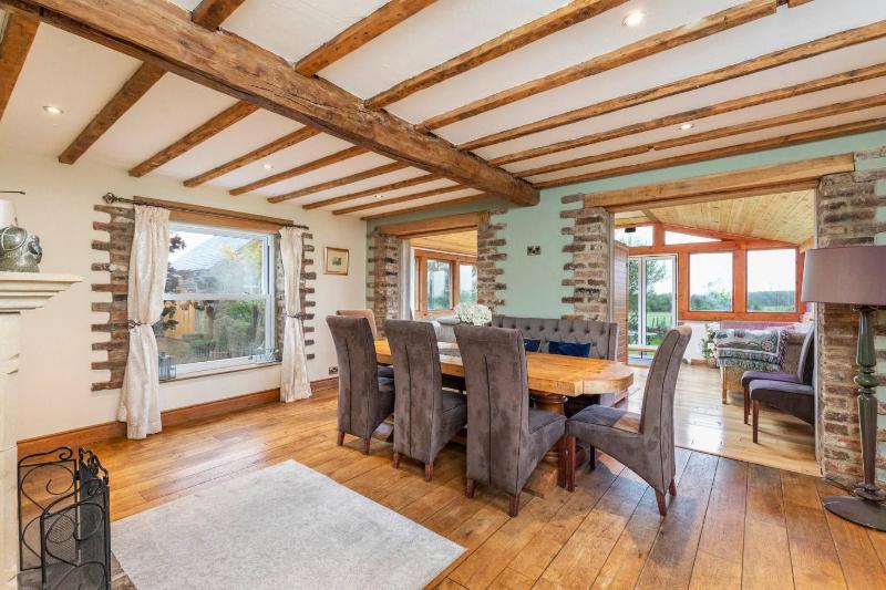 Meagill farmhouse a country retreat - image 7