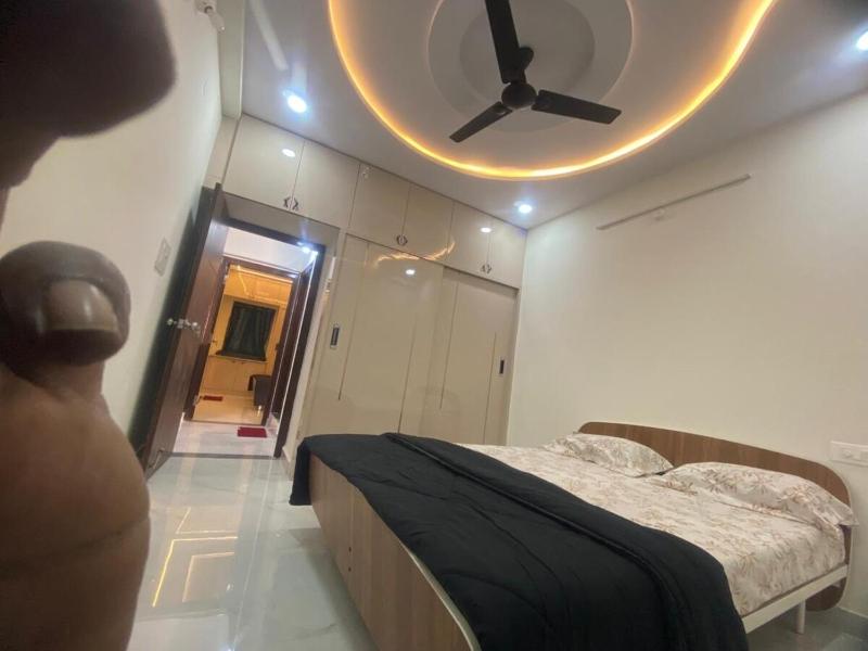 Modern Cozy 2BHK and 2ACs - image 4