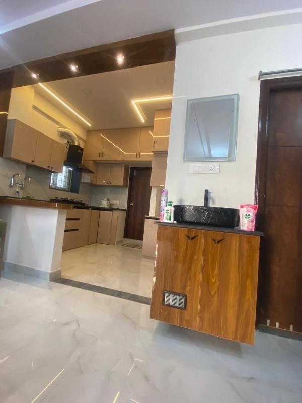Modern Cozy 2BHK and 2ACs - image 2