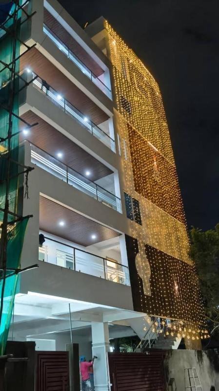 Modern Cozy 2BHK and 2ACs - image 14