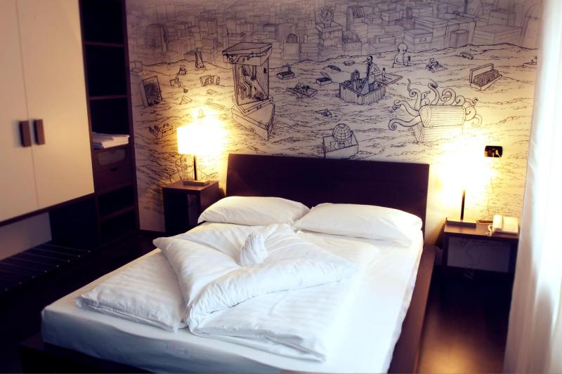 Triple Room image 3