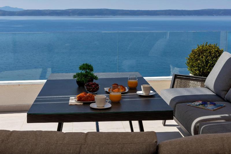 Beachfront house with hot tubDrasnice Makarska - 25460 - image 21