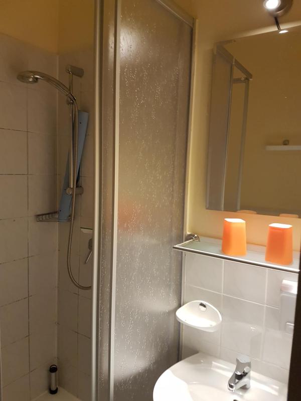 Double or Twin Room with Shower image 4