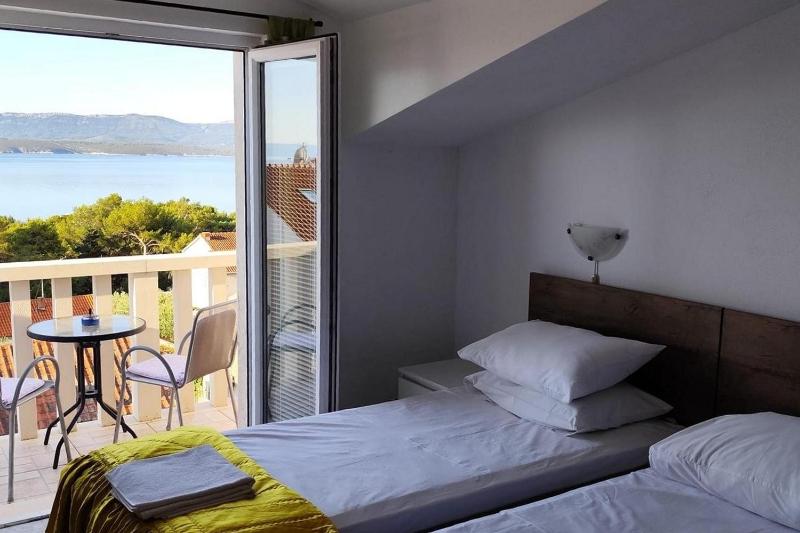 Apartments with parking space Bol Brac - 27896 - image 25