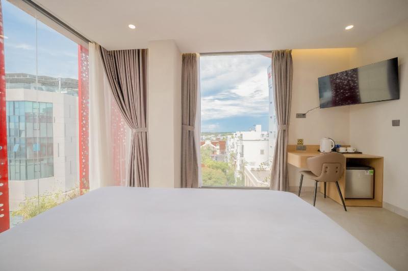 Y Hotel Phan Đình Phùng - image 21