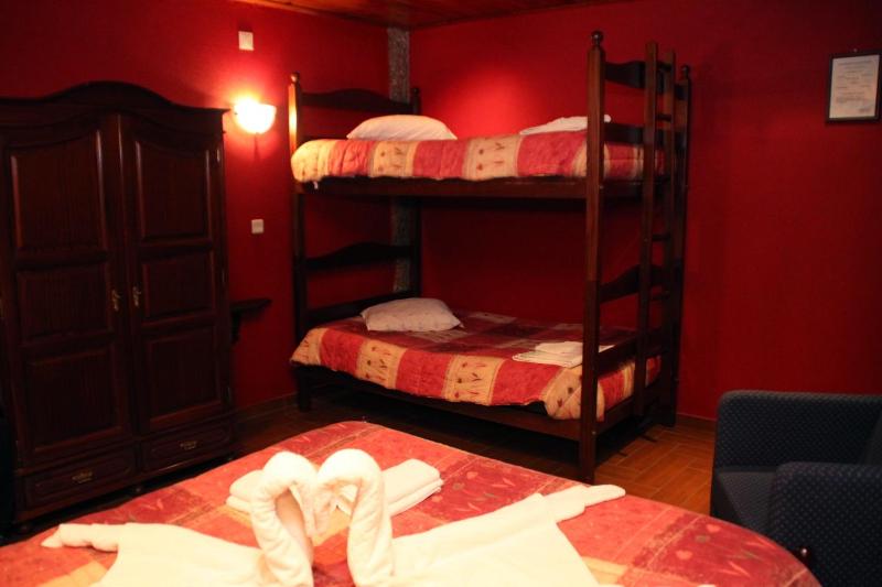 Quadruple Room image 3